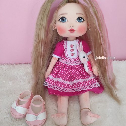 عروسک طراحی چهره آیتک